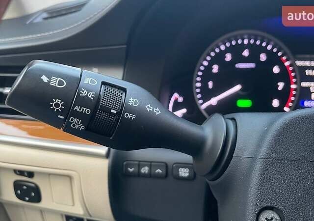 Лексус ЕС 2013 в Киеве на Automoto.ua Черный Лексус ЕС, объемом двигателя 2.49 л и пробегом 283 тыс. км за 17990 $, фото 14 на Automoto.ua