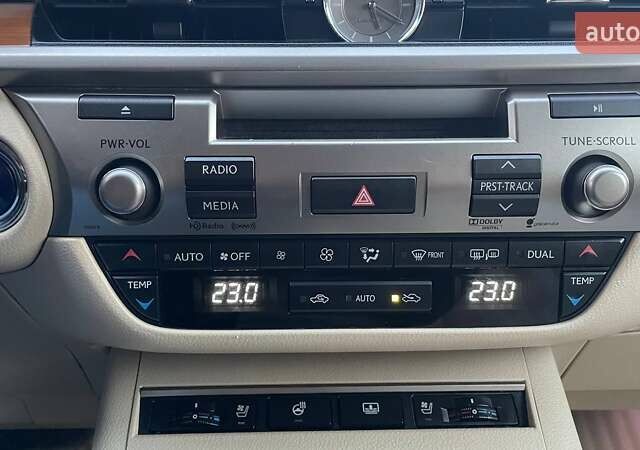 Лексус ЕС 2013 в Киеве на Automoto.ua Черный Лексус ЕС, объемом двигателя 2.49 л и пробегом 283 тыс. км за 17990 $, фото 19 на Automoto.ua