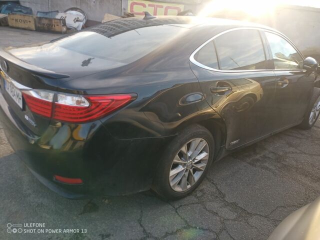 Черный Лексус ЕС, объемом двигателя 2.5 л и пробегом 270 тыс. км за 4800 $, фото 11 на Automoto.ua