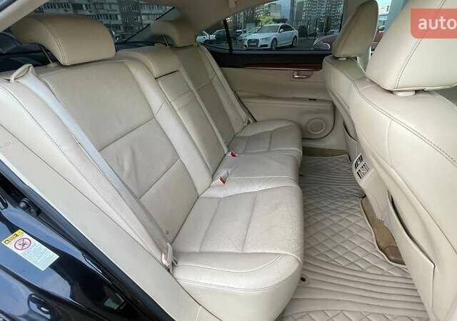 Лексус ЕС 2013 в Киеве на Automoto.ua Черный Лексус ЕС, объемом двигателя 2.49 л и пробегом 283 тыс. км за 17990 $, фото 8 на Automoto.ua