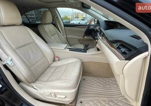 Лексус ЕС 2013 в Киеве на Automoto.ua Черный Лексус ЕС, объемом двигателя 2.49 л и пробегом 283 тыс. км за 17990 $, фото 9 на Automoto.ua