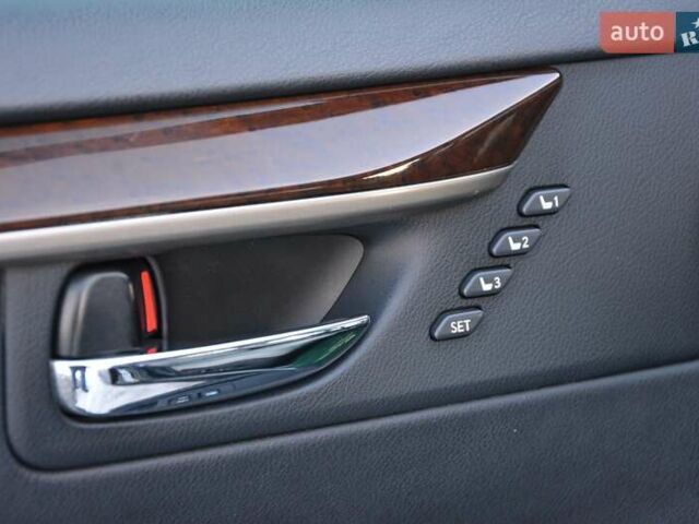 Черный Лексус ЕС, объемом двигателя 3.46 л и пробегом 173 тыс. км за 16800 $, фото 18 на Automoto.ua