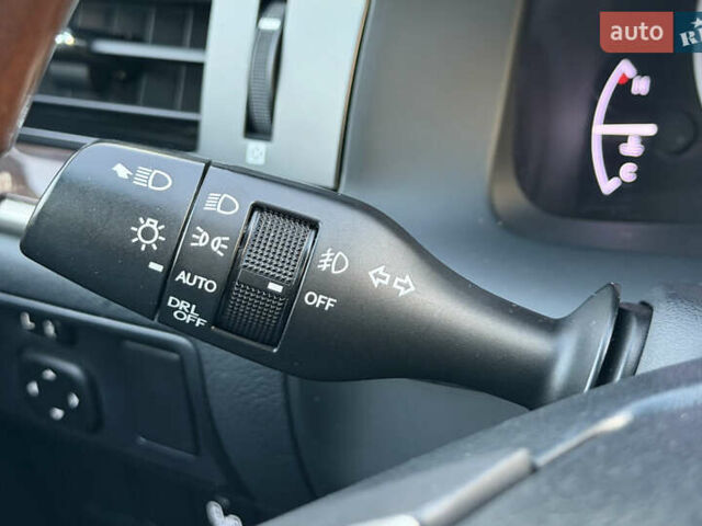 Чорний Лексус ЕС, об'ємом двигуна 3.5 л та пробігом 170 тис. км за 18800 $, фото 24 на Automoto.ua