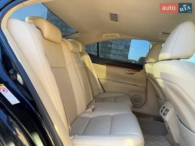 Чорний Лексус ЕС, об'ємом двигуна 2.49 л та пробігом 283 тис. км за 16490 $, фото 10 на Automoto.ua