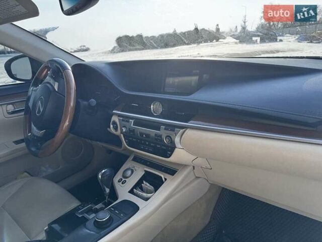 Черный Лексус ЕС, объемом двигателя 2.5 л и пробегом 250 тыс. км за 11900 $, фото 5 на Automoto.ua