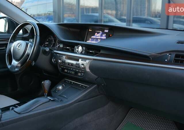 Чорний Лексус ЕС, об'ємом двигуна 3.5 л та пробігом 173 тис. км за 16800 $, фото 32 на Automoto.ua