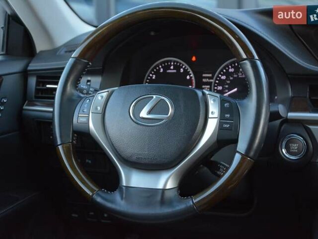 Черный Лексус ЕС, объемом двигателя 3.46 л и пробегом 173 тыс. км за 16800 $, фото 25 на Automoto.ua