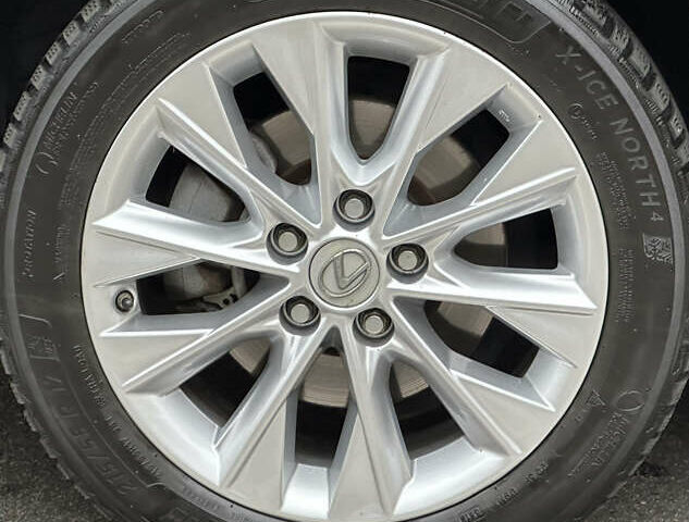 Черный Лексус ЕС, объемом двигателя 2.5 л и пробегом 196 тыс. км за 16300 $, фото 7 на Automoto.ua