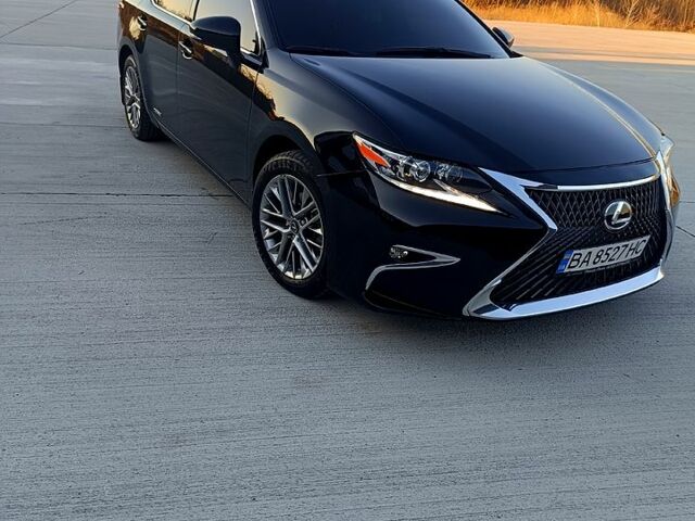 Черный Лексус ЕС, объемом двигателя 2.5 л и пробегом 18000 тыс. км за 20000 $, фото 1 на Automoto.ua