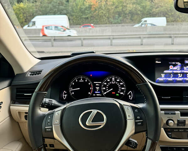 Черный Лексус ЕС, объемом двигателя 3.46 л и пробегом 95 тыс. км за 19400 $, фото 8 на Automoto.ua