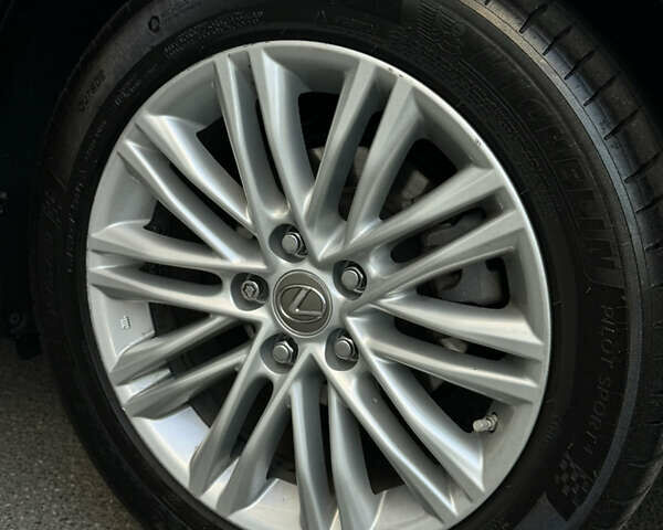 Черный Лексус ЕС, объемом двигателя 3.46 л и пробегом 95 тыс. км за 19400 $, фото 21 на Automoto.ua