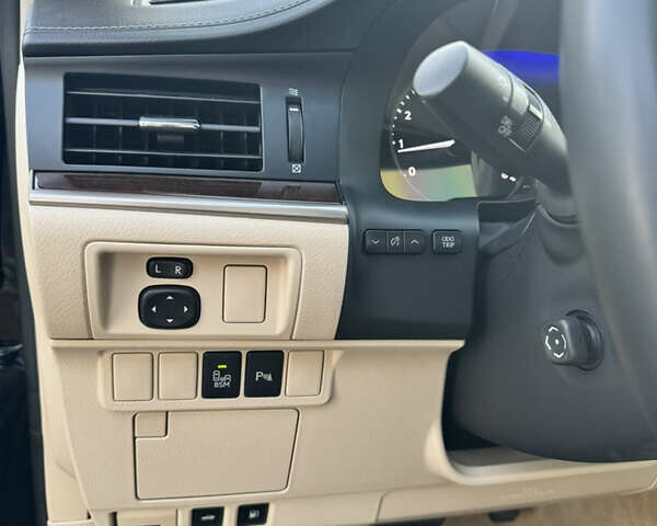 Черный Лексус ЕС, объемом двигателя 3.46 л и пробегом 95 тыс. км за 19400 $, фото 20 на Automoto.ua