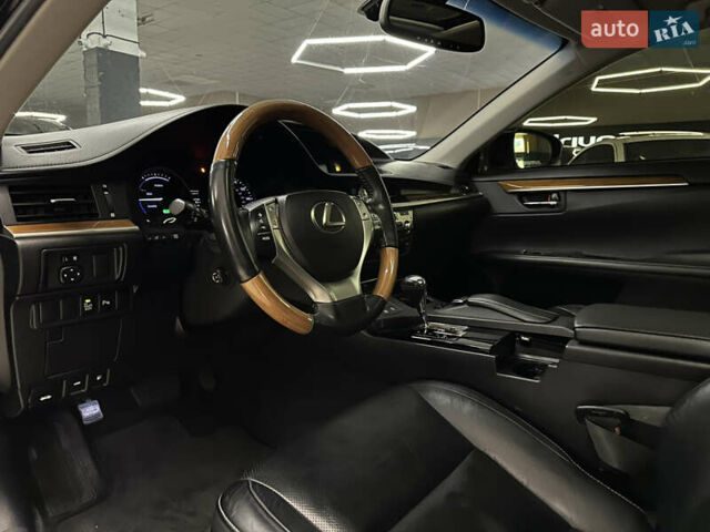 Лексус ЕС 2014 в Николаеве на Automoto.ua Черный Лексус ЕС, объемом двигателя 2.5 л и пробегом 160 тыс. км за 18999 $, фото 11 на Automoto.ua