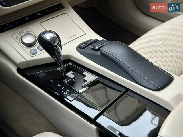 Черный Лексус ЕС, объемом двигателя 2.5 л и пробегом 196 тыс. км за 16300 $, фото 29 на Automoto.ua