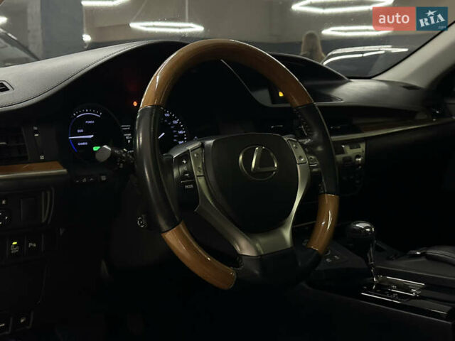 Лексус ЕС 2014 в Николаеве на Automoto.ua Черный Лексус ЕС, объемом двигателя 2.5 л и пробегом 160 тыс. км за 18999 $, фото 12 на Automoto.ua