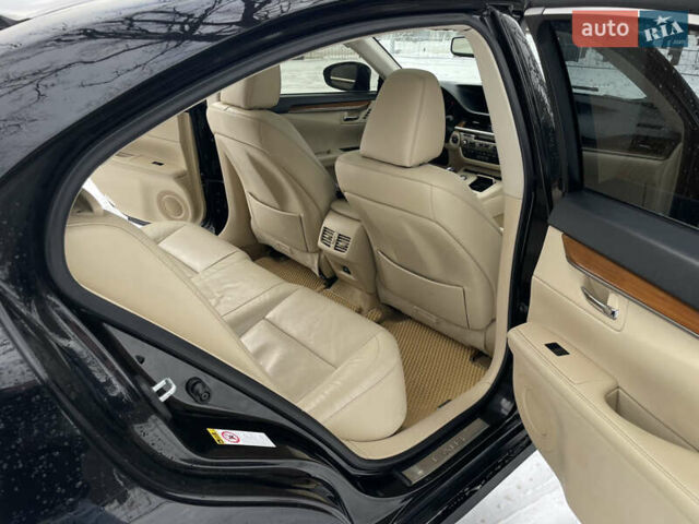 Черный Лексус ЕС, объемом двигателя 2.5 л и пробегом 220 тыс. км за 16100 $, фото 15 на Automoto.ua