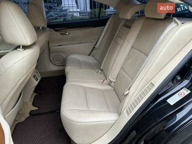 Черный Лексус ЕС, объемом двигателя 2.5 л и пробегом 196 тыс. км за 16300 $, фото 9 на Automoto.ua