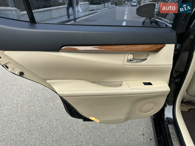 Черный Лексус ЕС, объемом двигателя 2.5 л и пробегом 196 тыс. км за 16300 $, фото 8 на Automoto.ua