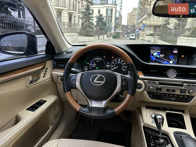 Черный Лексус ЕС, объемом двигателя 2.5 л и пробегом 196 тыс. км за 16300 $, фото 41 на Automoto.ua