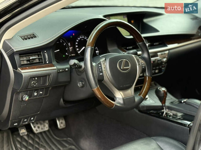 Черный Лексус ЕС, объемом двигателя 3.5 л и пробегом 159 тыс. км за 16900 $, фото 20 на Automoto.ua