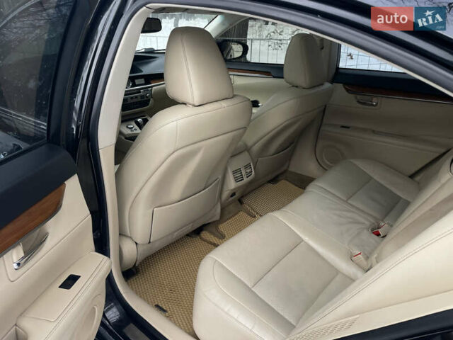 Черный Лексус ЕС, объемом двигателя 2.5 л и пробегом 220 тыс. км за 16100 $, фото 19 на Automoto.ua