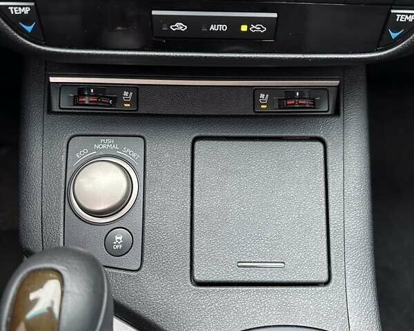 Чорний Лексус ЕС, об'ємом двигуна 3.46 л та пробігом 169 тис. км за 17500 $, фото 26 на Automoto.ua