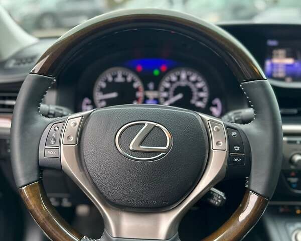 Чорний Лексус ЕС, об'ємом двигуна 3.46 л та пробігом 169 тис. км за 17500 $, фото 24 на Automoto.ua