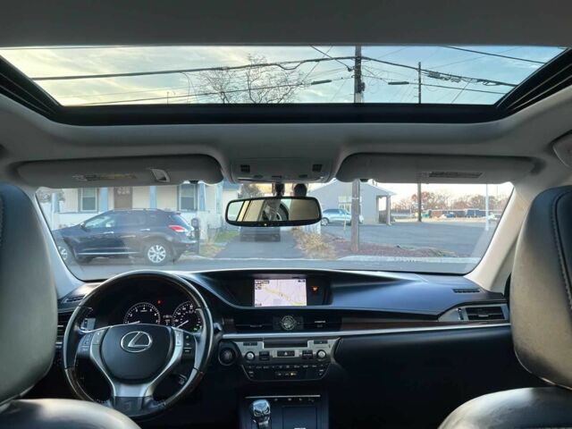 Черный Лексус ЕС, объемом двигателя 3.5 л и пробегом 71 тыс. км за 6200 $, фото 10 на Automoto.ua