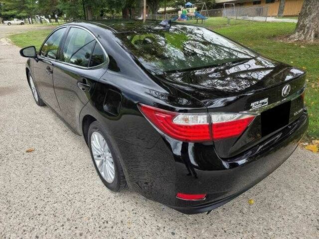 Черный Лексус ЕС, объемом двигателя 3.5 л и пробегом 110 тыс. км за 10500 $, фото 6 на Automoto.ua