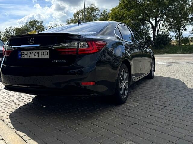 Черный Лексус ЕС, объемом двигателя 2.5 л и пробегом 230 тыс. км за 23000 $, фото 1 на Automoto.ua
