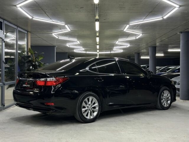 Черный Лексус ЕС, объемом двигателя 2.5 л и пробегом 115 тыс. км за 22900 $, фото 10 на Automoto.ua