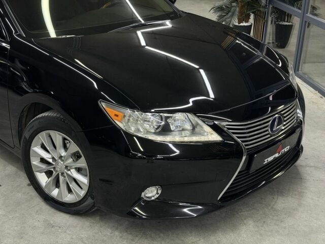 Черный Лексус ЕС, объемом двигателя 2.5 л и пробегом 115 тыс. км за 22900 $, фото 1 на Automoto.ua