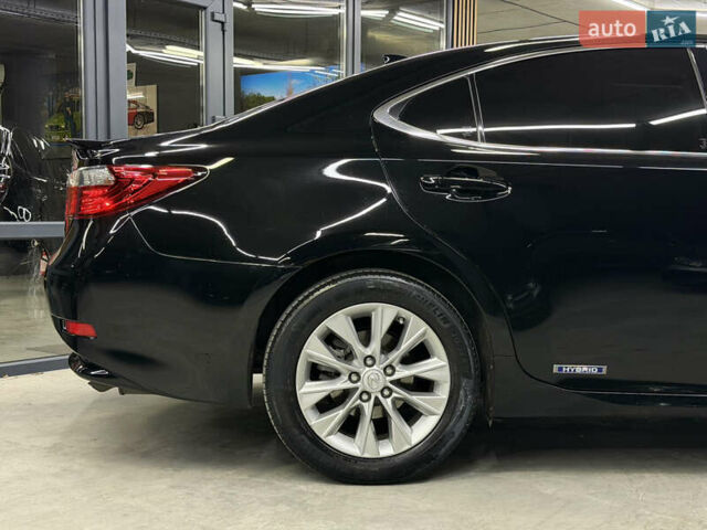 Черный Лексус ЕС, объемом двигателя 2.5 л и пробегом 115 тыс. км за 22900 $, фото 17 на Automoto.ua