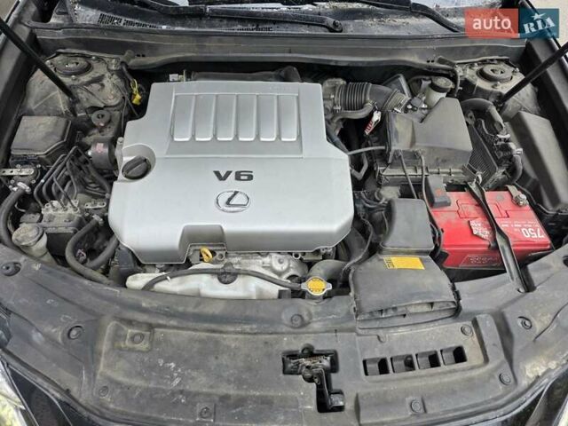 Лексус ЕС 2015 в Киеве на Automoto.ua Черный Лексус ЕС, объемом двигателя 3.5 л и пробегом 200 тыс. км за 9500 $, фото 12 на Automoto.ua