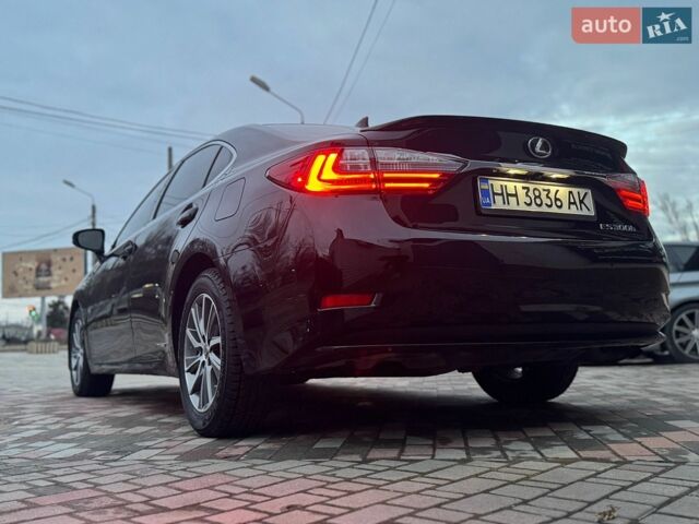 Чорний Лексус ЕС, об'ємом двигуна 2.49 л та пробігом 142 тис. км за 21500 $, фото 4 на Automoto.ua