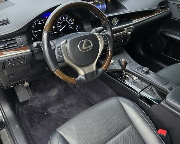 Лексус ЕС 2015 в Киеве на Automoto.ua Черный Лексус ЕС, объемом двигателя 3.5 л и пробегом 200 тыс. км за 9500 $, фото 4 на Automoto.ua