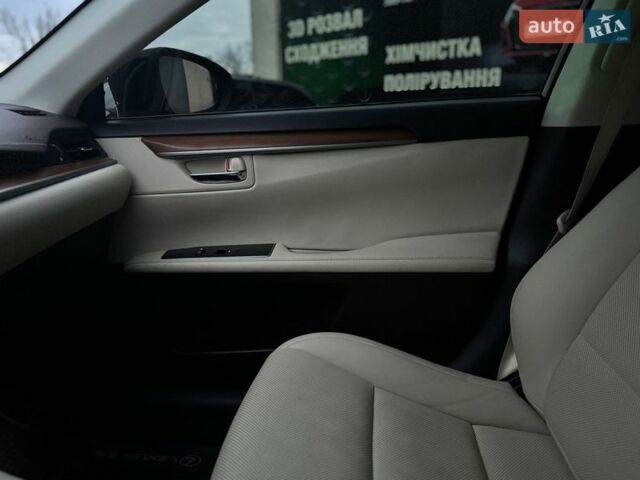 Черный Лексус ЕС, объемом двигателя 2.49 л и пробегом 142 тыс. км за 22500 $, фото 21 на Automoto.ua