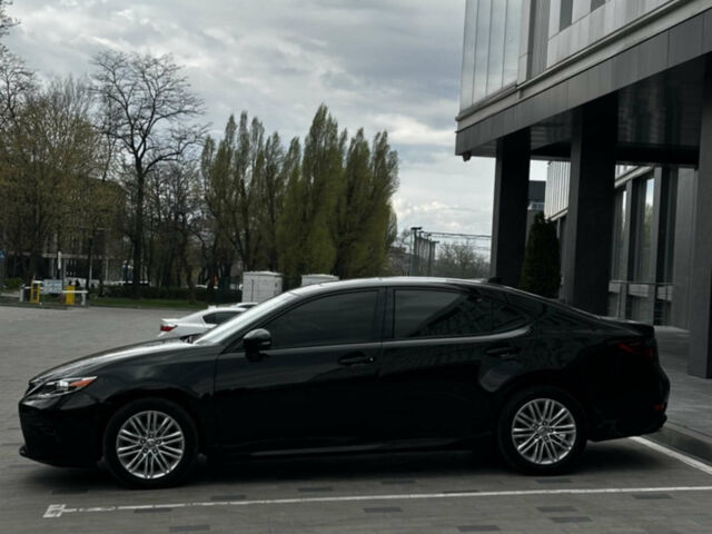 Черный Лексус ЕС, объемом двигателя 3.5 л и пробегом 117 тыс. км за 24999 $, фото 2 на Automoto.ua