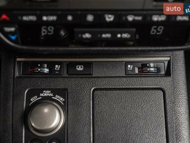 Чорний Лексус ЕС, об'ємом двигуна 2.49 л та пробігом 117 тис. км за 20700 $, фото 10 на Automoto.ua