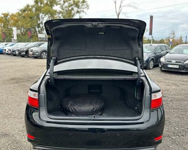 Чорний Лексус ЕС, об'ємом двигуна 3.46 л та пробігом 169 тис. км за 17500 $, фото 14 на Automoto.ua