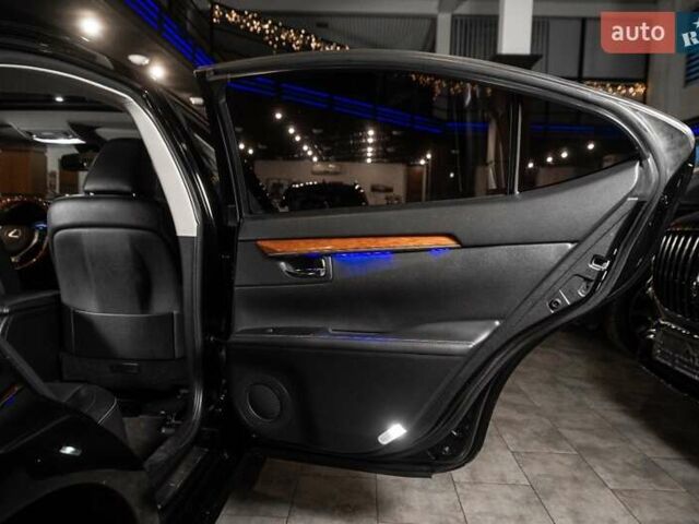 Черный Лексус ЕС, объемом двигателя 2.49 л и пробегом 116 тыс. км за 22900 $, фото 4 на Automoto.ua