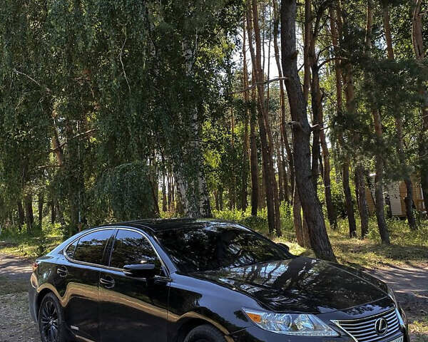 Черный Лексус ЕС, объемом двигателя 2.49 л и пробегом 143 тыс. км за 16500 $, фото 1 на Automoto.ua