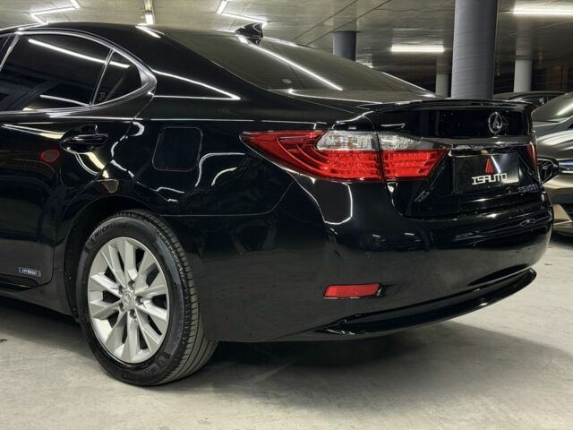 Черный Лексус ЕС, объемом двигателя 2.5 л и пробегом 115 тыс. км за 22900 $, фото 15 на Automoto.ua