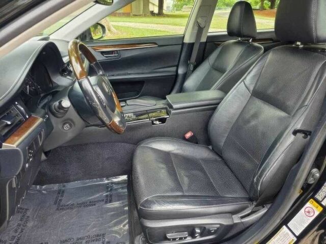 Черный Лексус ЕС, объемом двигателя 3.5 л и пробегом 110 тыс. км за 10500 $, фото 8 на Automoto.ua