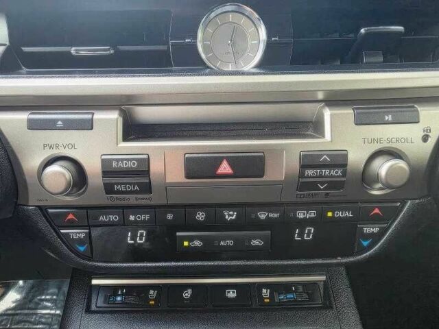 Черный Лексус ЕС, объемом двигателя 3.5 л и пробегом 110 тыс. км за 10500 $, фото 14 на Automoto.ua