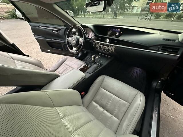 Черный Лексус ЕС, объемом двигателя 2.49 л и пробегом 140 тыс. км за 27500 $, фото 15 на Automoto.ua