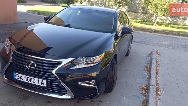 Чорний Лексус ЕС, об'ємом двигуна 3.46 л та пробігом 37 тис. км за 29000 $, фото 1 на Automoto.ua