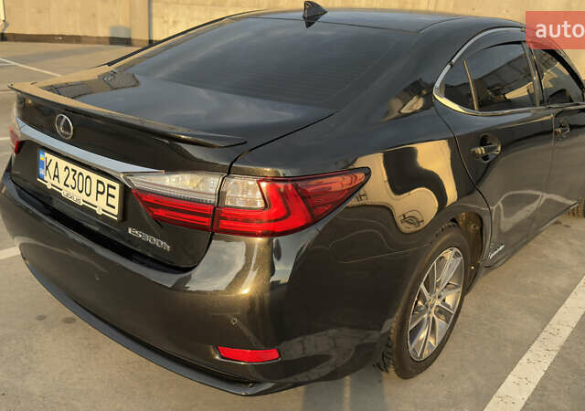 Черный Лексус ЕС, объемом двигателя 2.49 л и пробегом 293 тыс. км за 24700 $, фото 6 на Automoto.ua