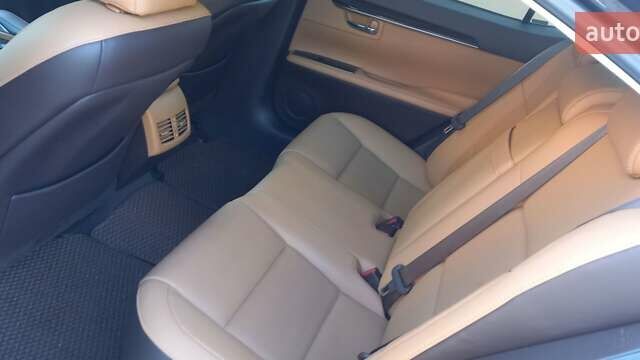 Чорний Лексус ЕС, об'ємом двигуна 3.46 л та пробігом 37 тис. км за 29000 $, фото 25 на Automoto.ua