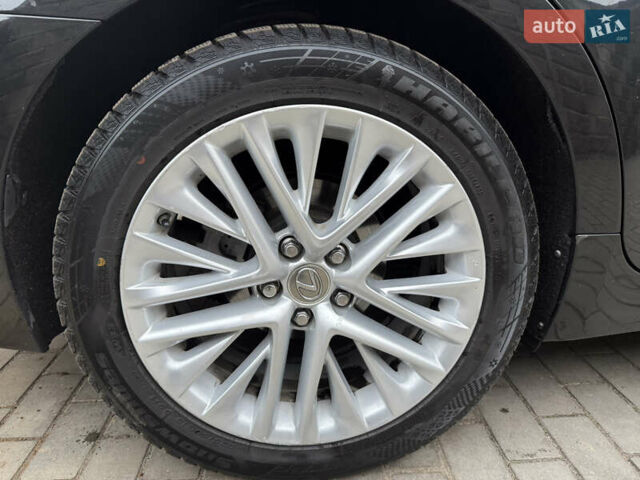 Черный Лексус ЕС, объемом двигателя 3.46 л и пробегом 200 тыс. км за 20700 $, фото 6 на Automoto.ua